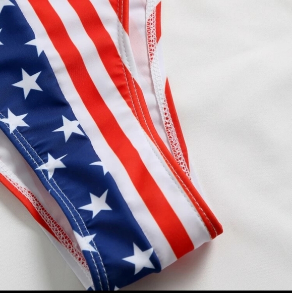 💥4TH OF JULY NWT AMERICAN FLAG BATHING SUIT - Picture 5 of 9